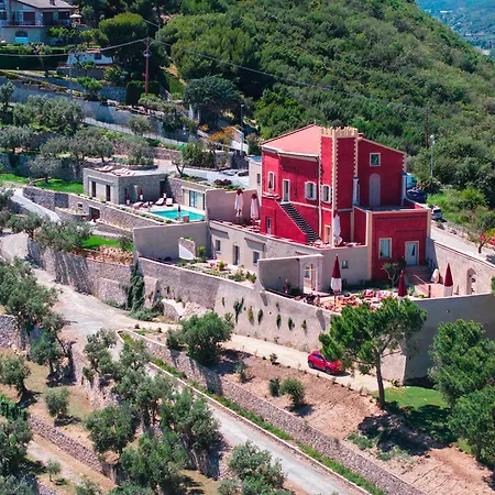 Aparthotel Casa Del Monte 1553