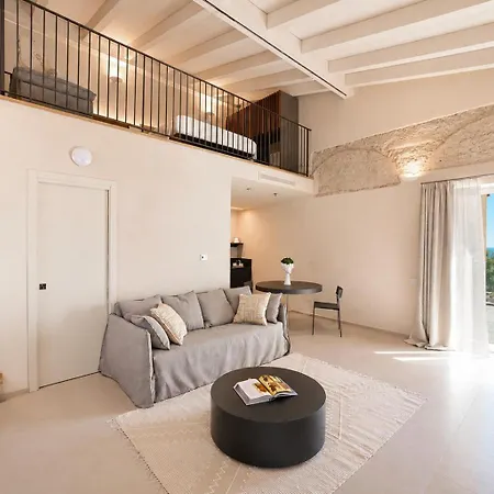 Casa Del Monte 1553