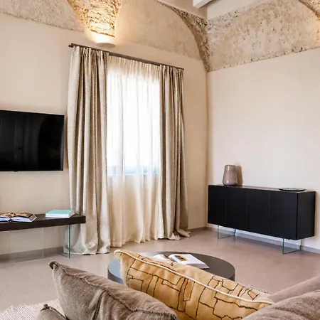 Casa Del Monte 1553 Albenga